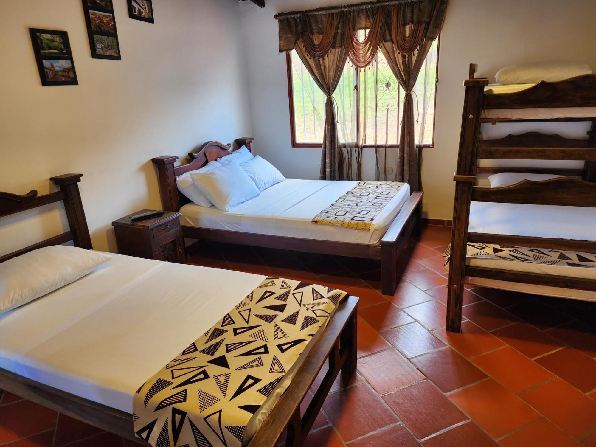 Hotel Campestre Palmas Del Zamorano Сан-Хиль Экстерьер фото