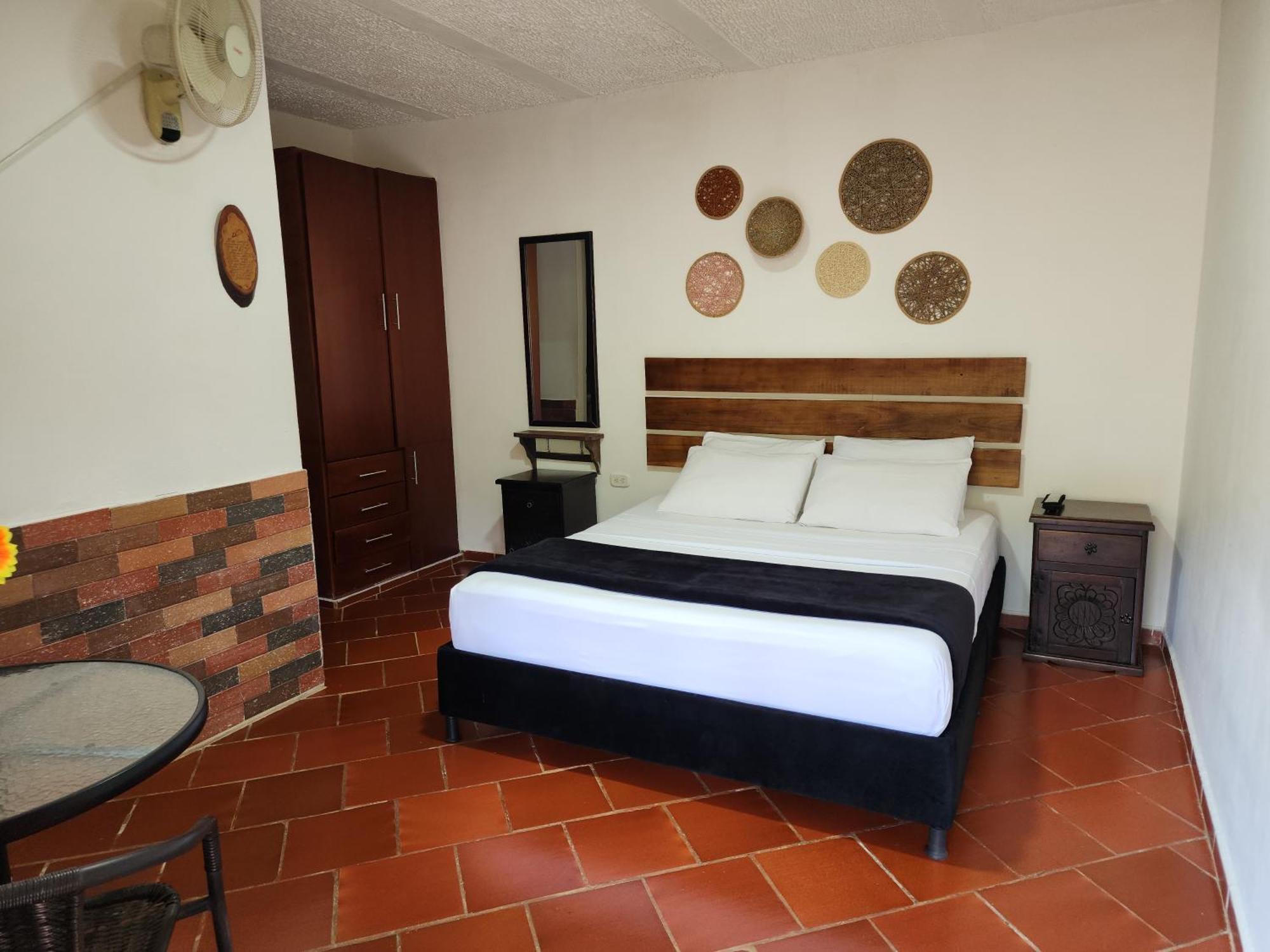 Hotel Campestre Palmas Del Zamorano Сан-Хиль Экстерьер фото