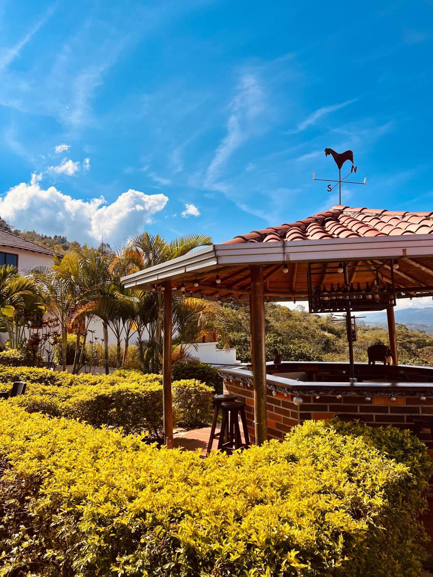 Hotel Campestre Palmas Del Zamorano Сан-Хиль Экстерьер фото